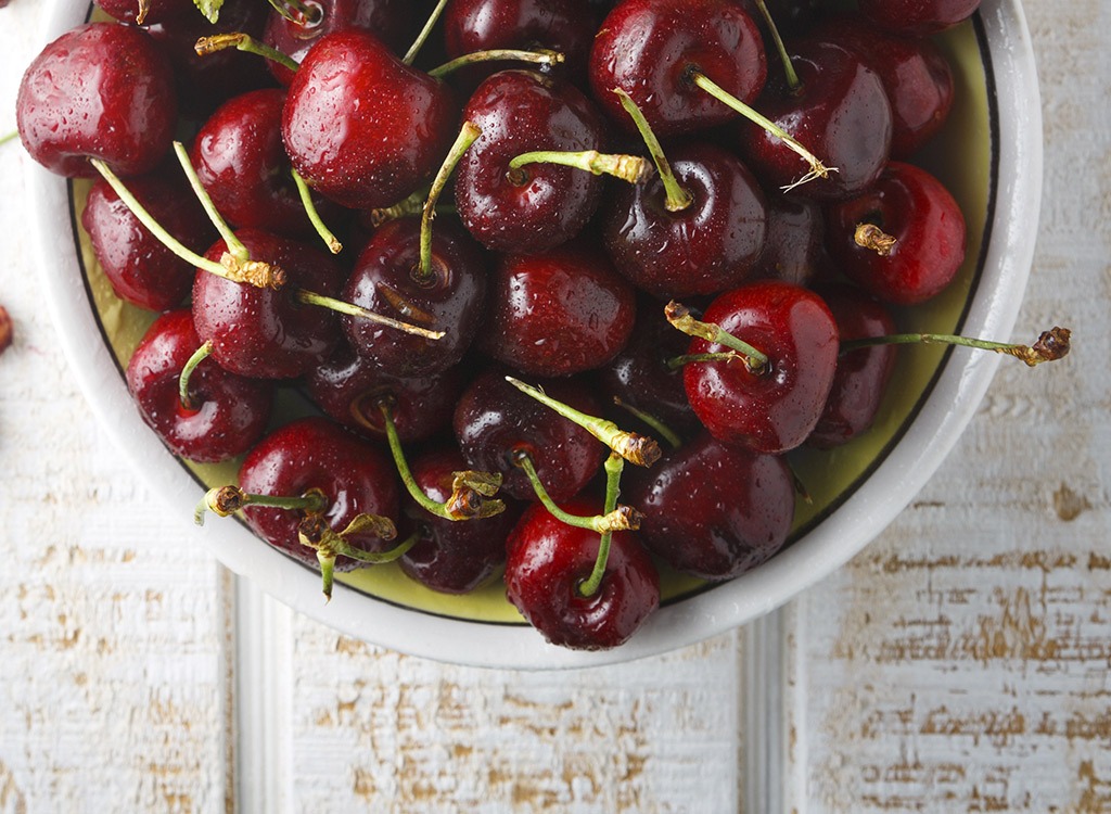 bing-cherries
